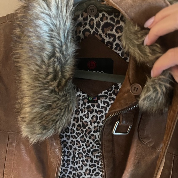 genuine leather jacket - Picture 2 of 8